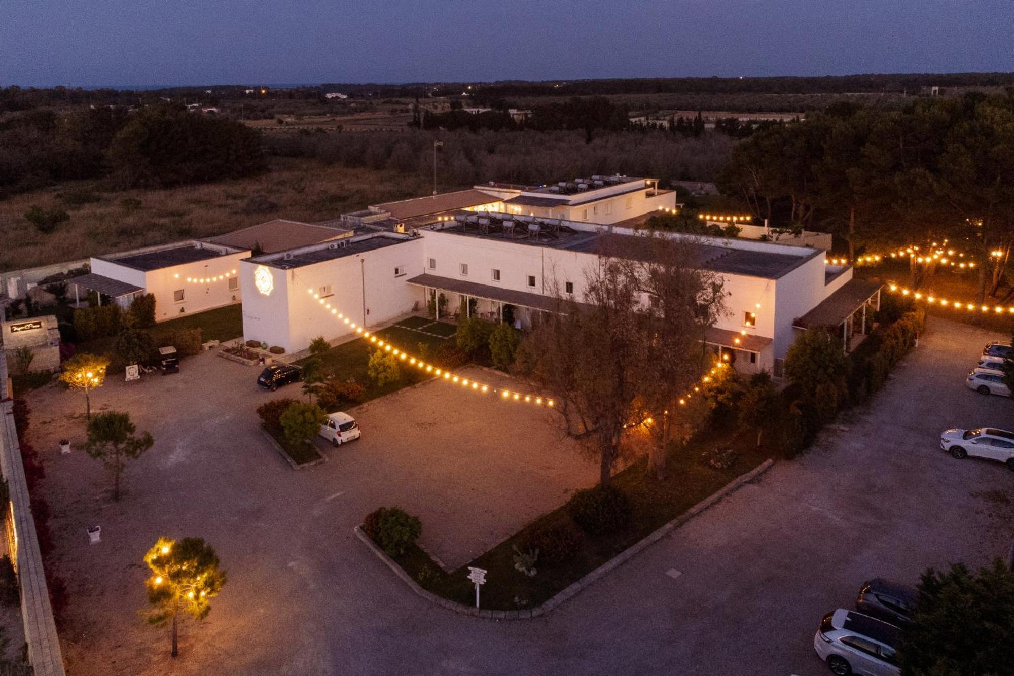 Masseria Rauccio Torre dell'Orso Exterior foto